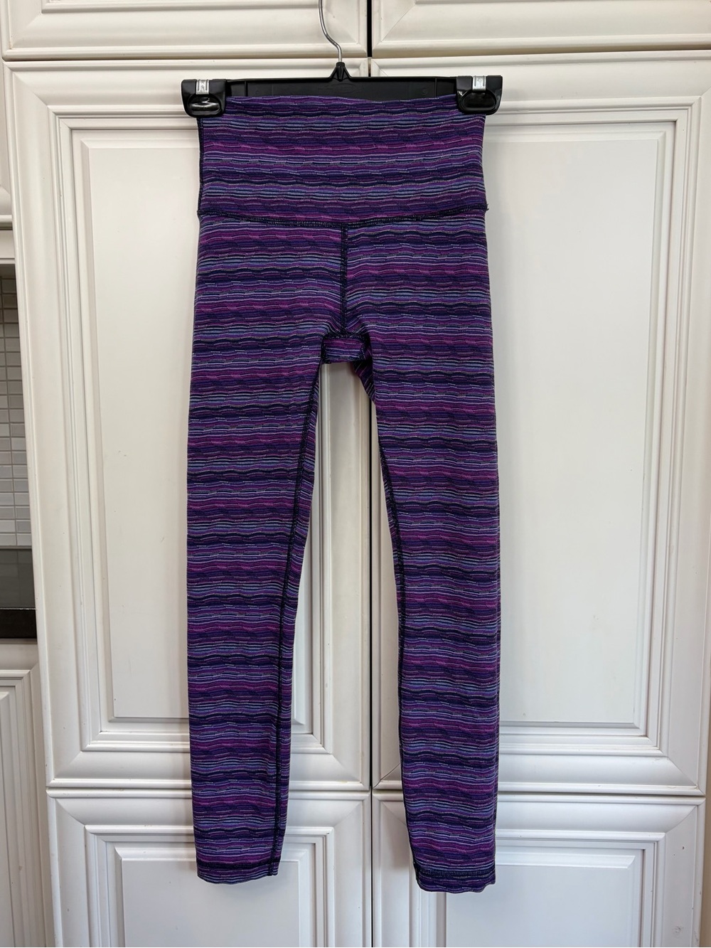 Lululemon women’s purple stripe leggings